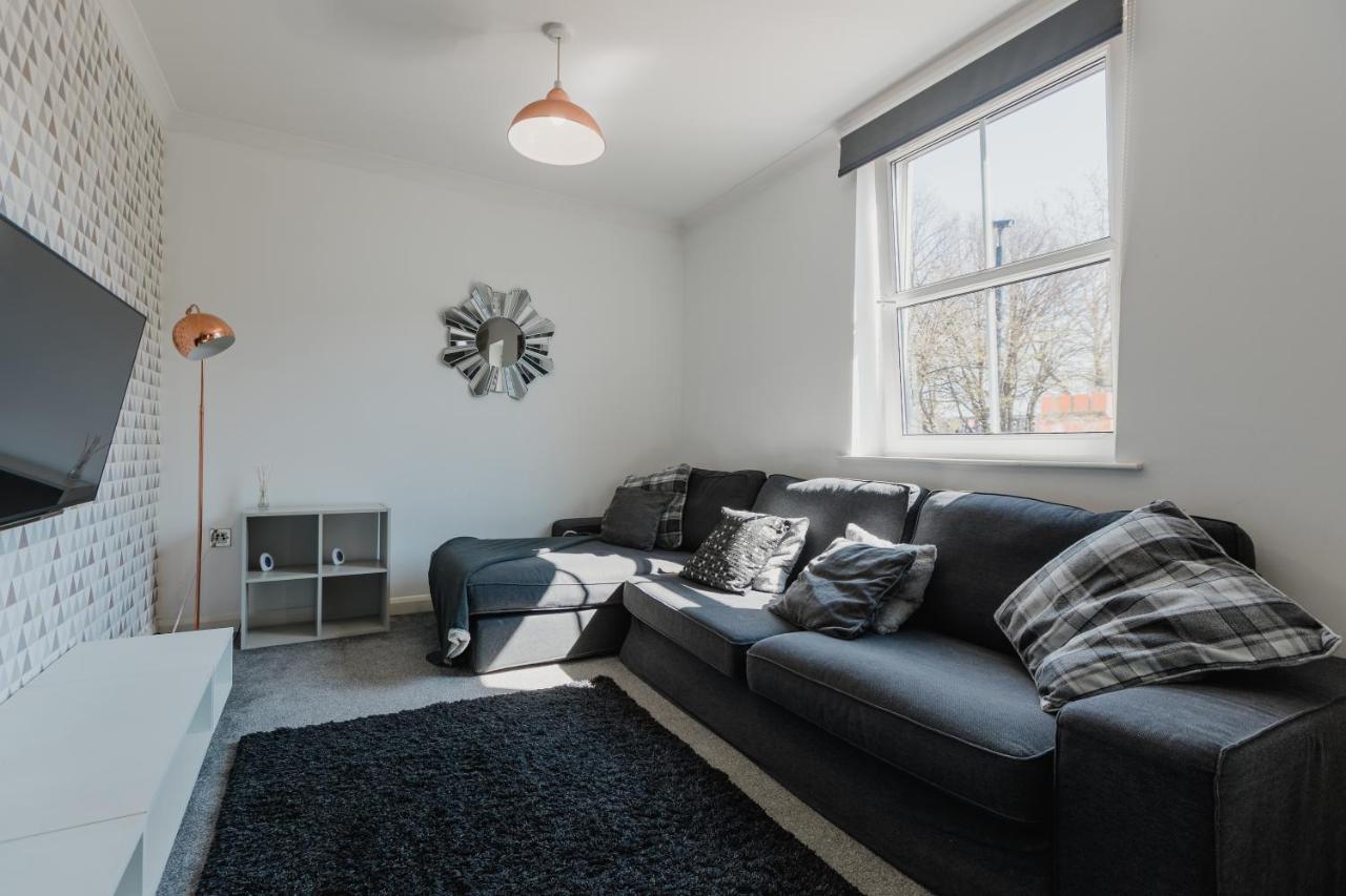Hullidays - Theatre Side Apartment - Refurbished 2023 Kingston upon Hull Exterior photo